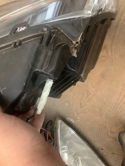 Оригинален десен фар Дачия Дьстар Dacia Duster Led. 22-24.