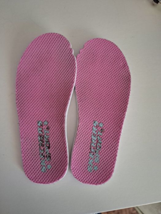 Skechers 22 номер розови