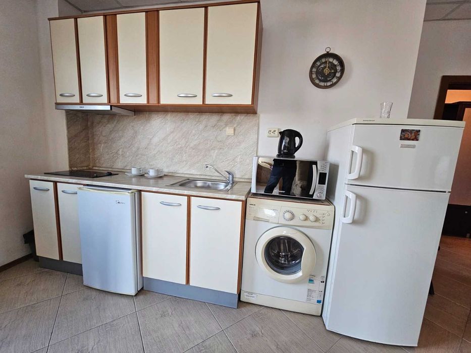 Продава се Тристаен апартамент в к.к. Слънчев бряг - 77 кв.м за 587 €/кв.м - Снимка #4