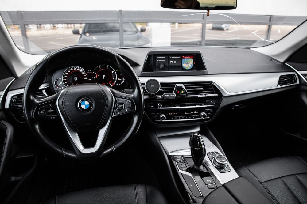 BMW 5 Series 2017 — imagine 3