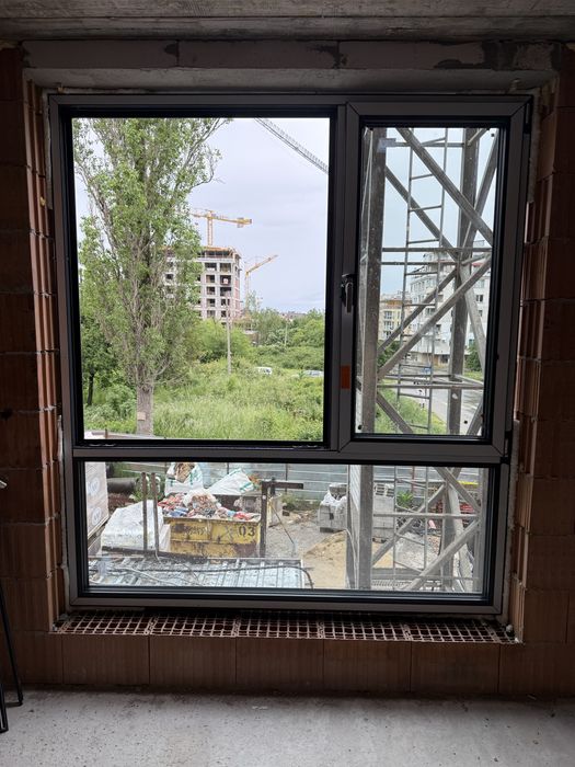 2 прозореца Rehau synego (7камерна+троен стъклопакет)