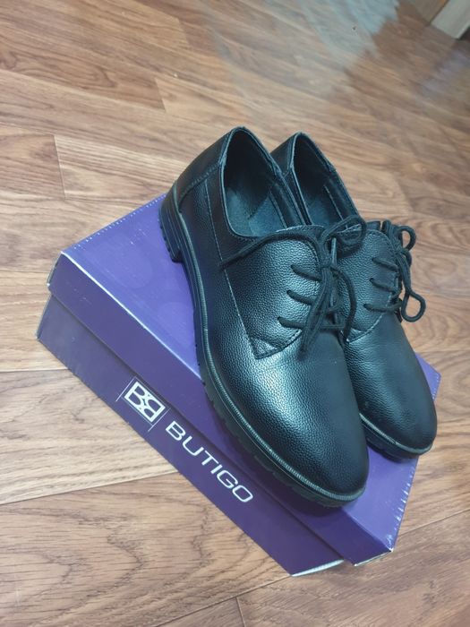 Продам женские броги