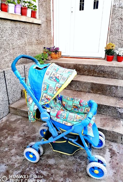 Продавам бебешка количка.