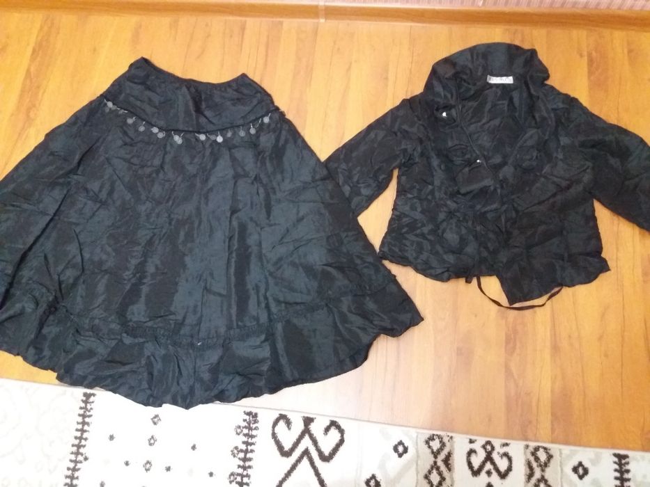 Продам шикарный костюм