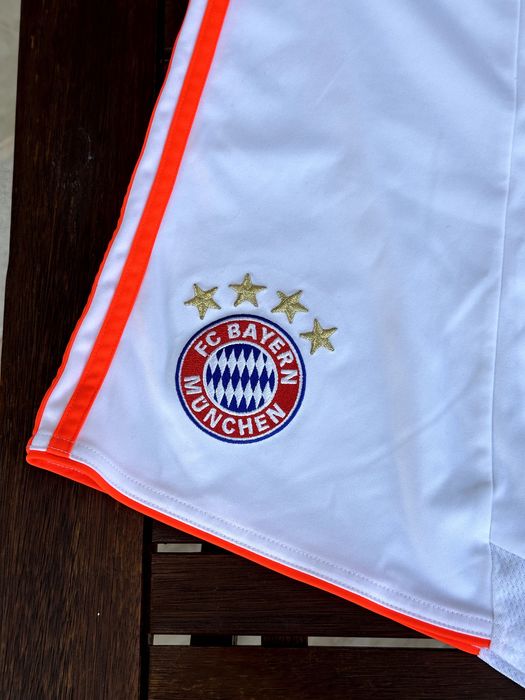 Мъжки къси панталони Adidas ClimaCool (FC Bayern Munchen) - размер М, Отлично състояние