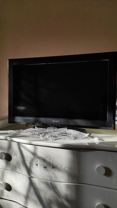 Телевизор Sony . В отличном состоянии.