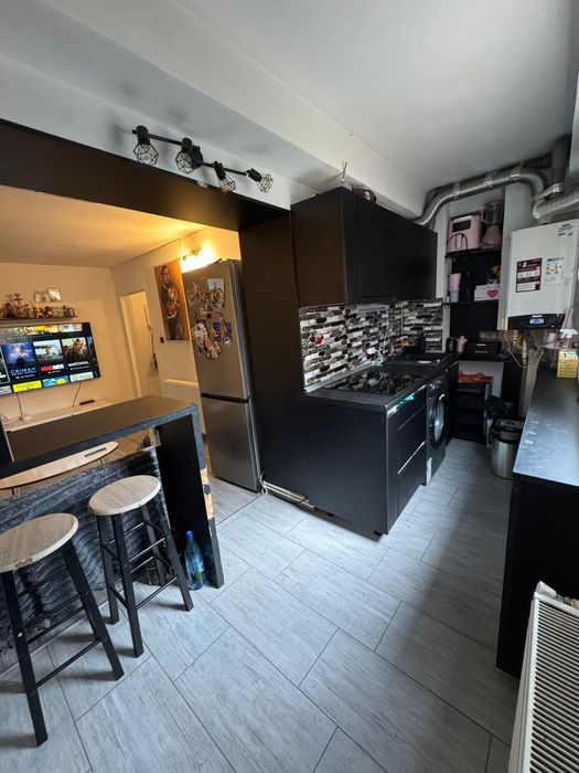 Apartament in zona centrala VAND 65.000€