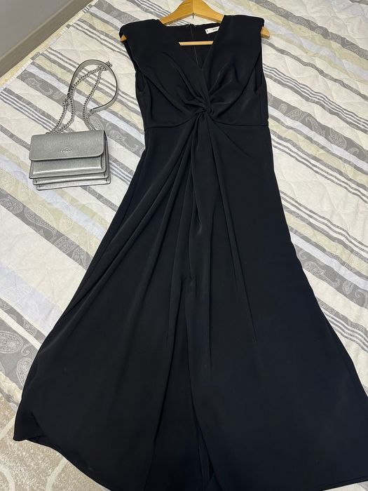 Платье от Mango.