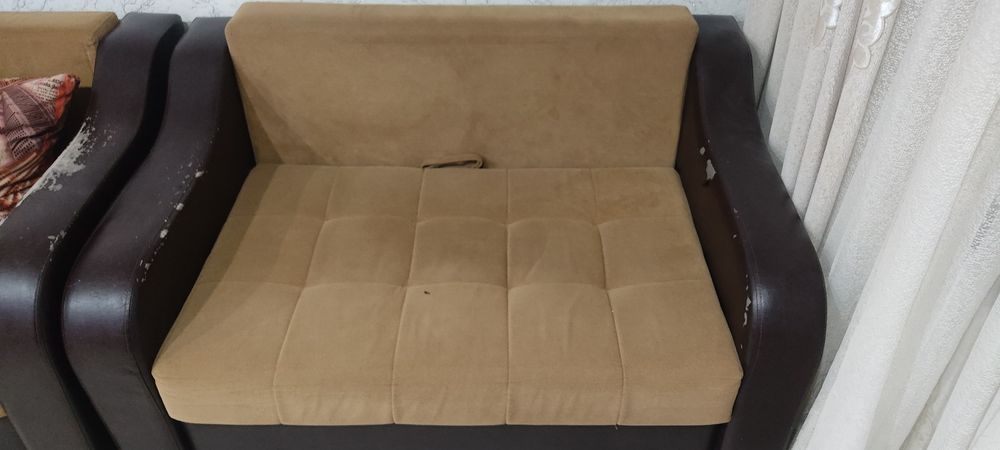 Продаю диван недорого
