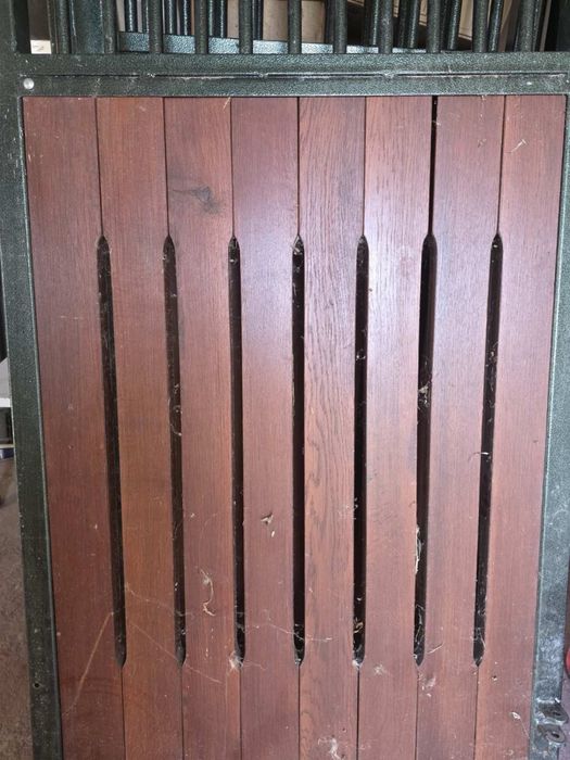 Прегради за коне  /Боксове за коне