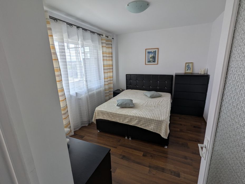 Inchiriez apartament 3 cam lângă Palas Campus Iași