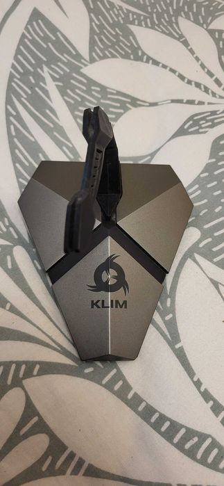 Mouse Bungee KLIM, 3X Hub USB 2.0, iluminare de fundal, suport cablu fuctional