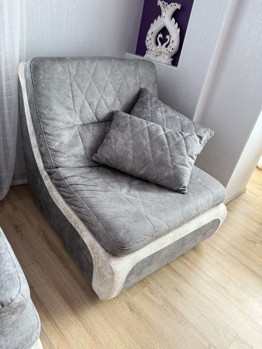 Продам диван состояние нового