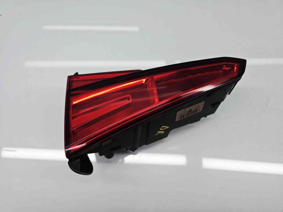Stop haion dreapta Audi A4 (8W2, B9) [Fabr 2015-2023] 8W5945076A