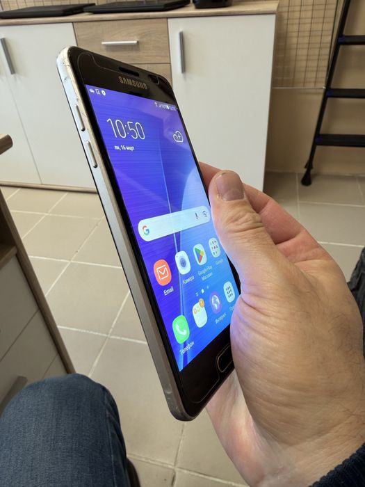 Samsung Galaxy A3 (2016) 2/16gb