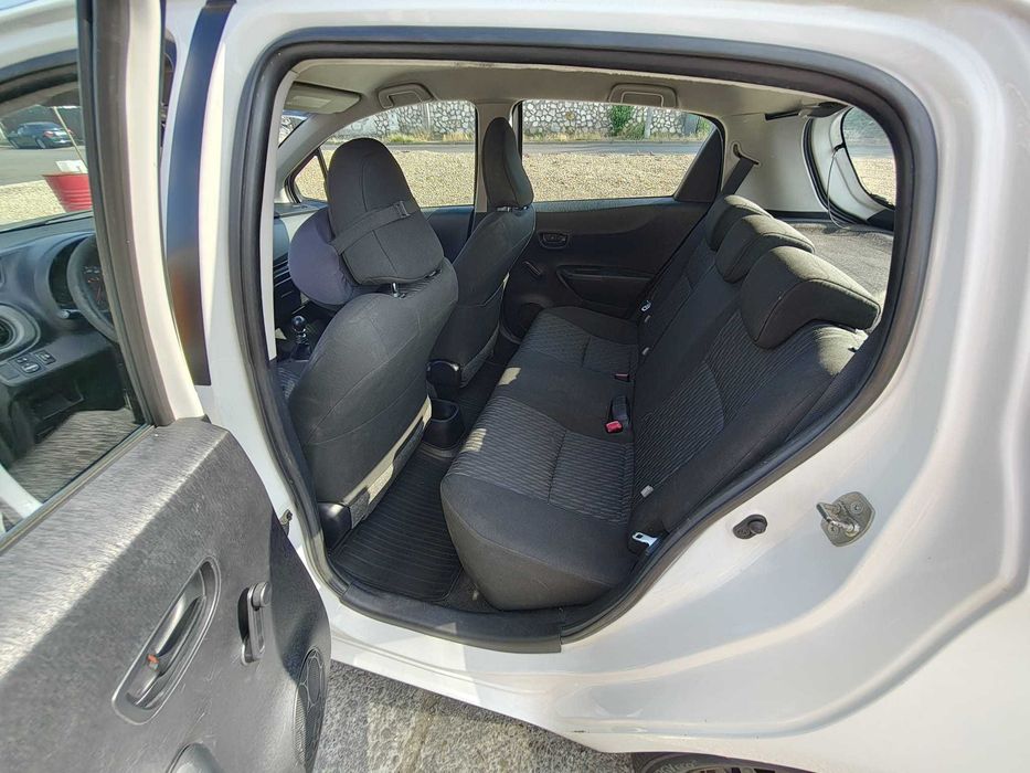 TOYOTA Yaris 2012 — imagine 5