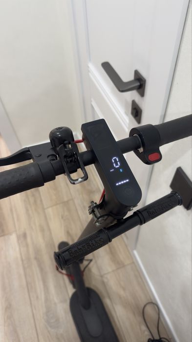 Электросамокат Xiaomi PRO