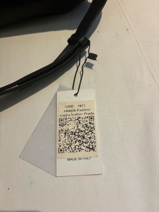 P*rada кожена черна чанта