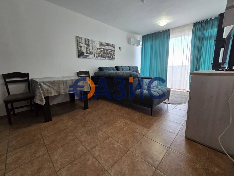 Продава се Двустаен апартамент в к.к. Слънчев бряг - 71 кв.м за 571 €/кв.м - Снимка #13