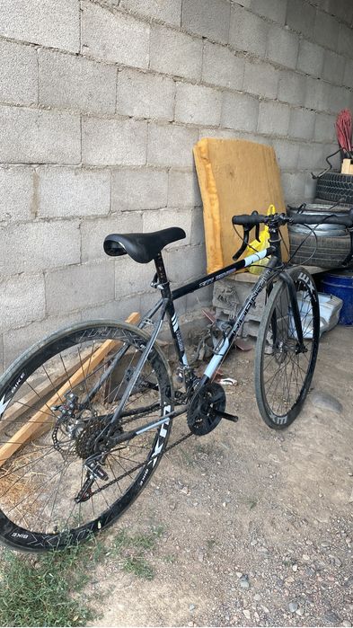 Велосипед шоссейник