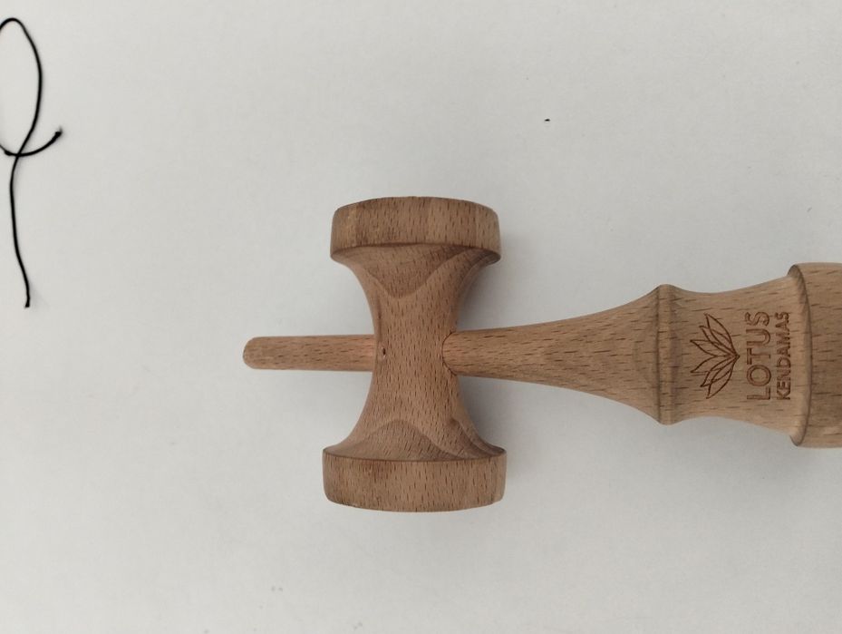 Ken lotus kendama