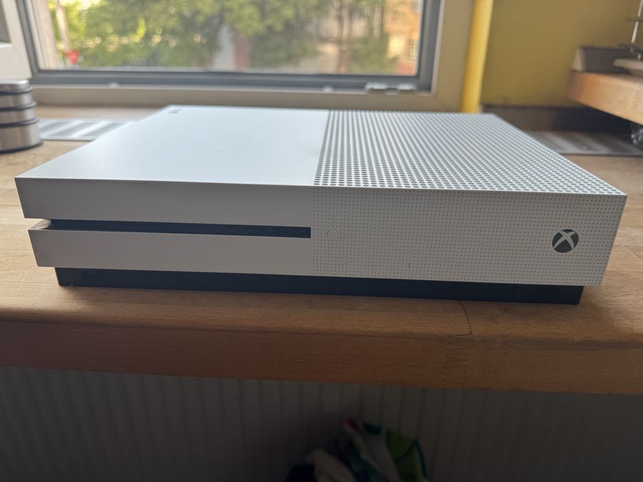 Consola xbox one s 1TB fara controller