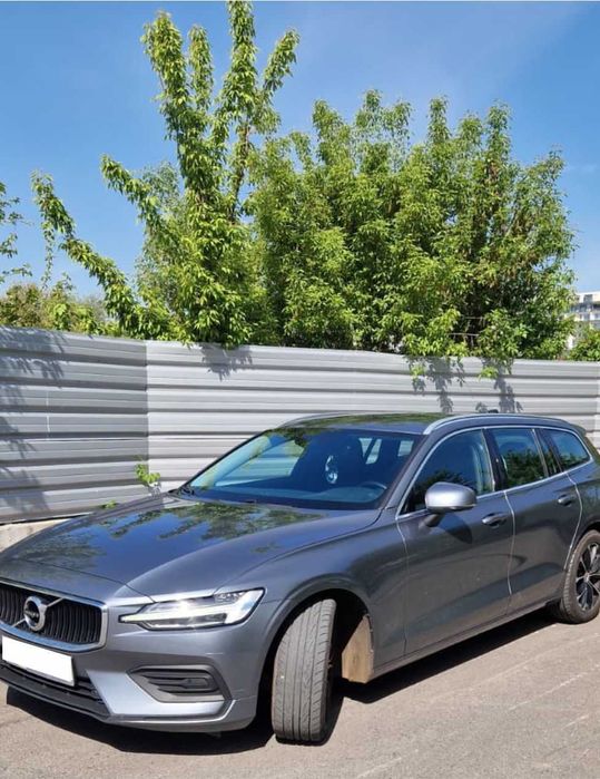 VOLVO V60, 2020, D4