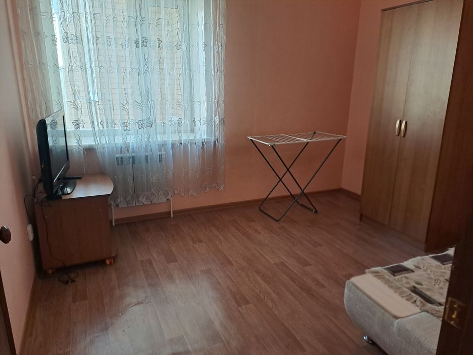 Сдам 1 - комнатную квартиру !