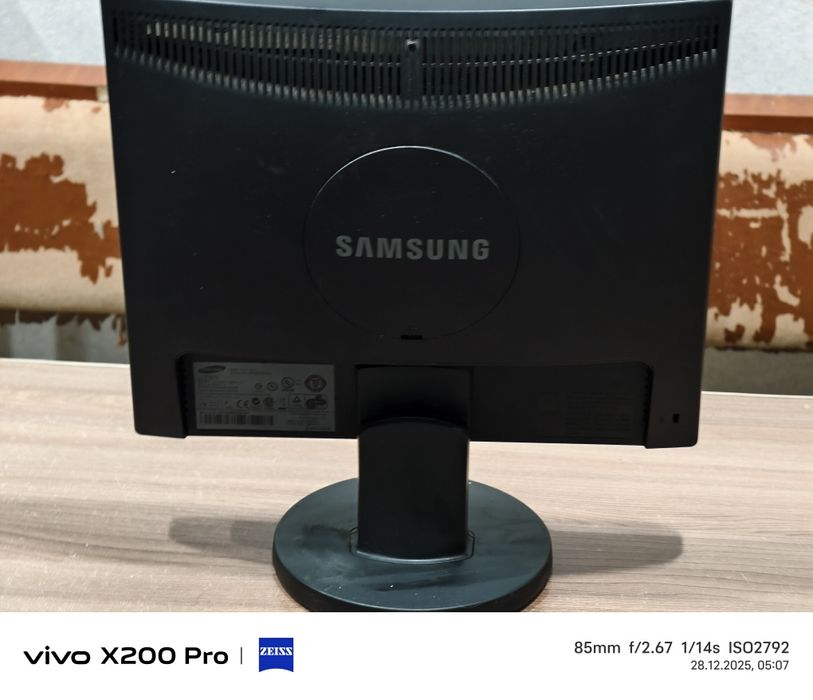 Монитор Samsung.