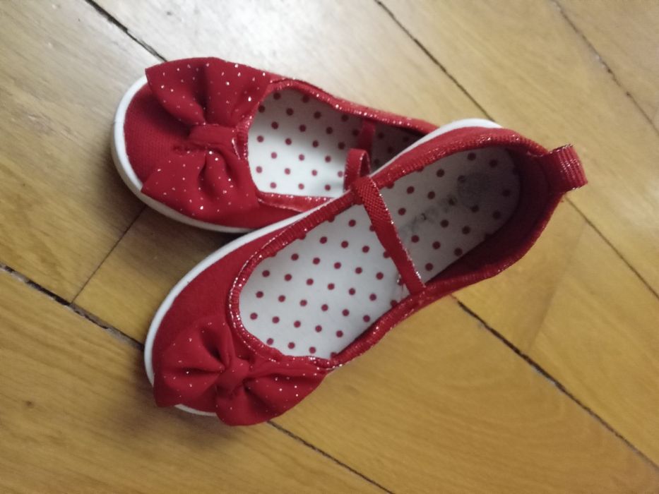 Детски обувки,маратонки,,кецове,пантофи