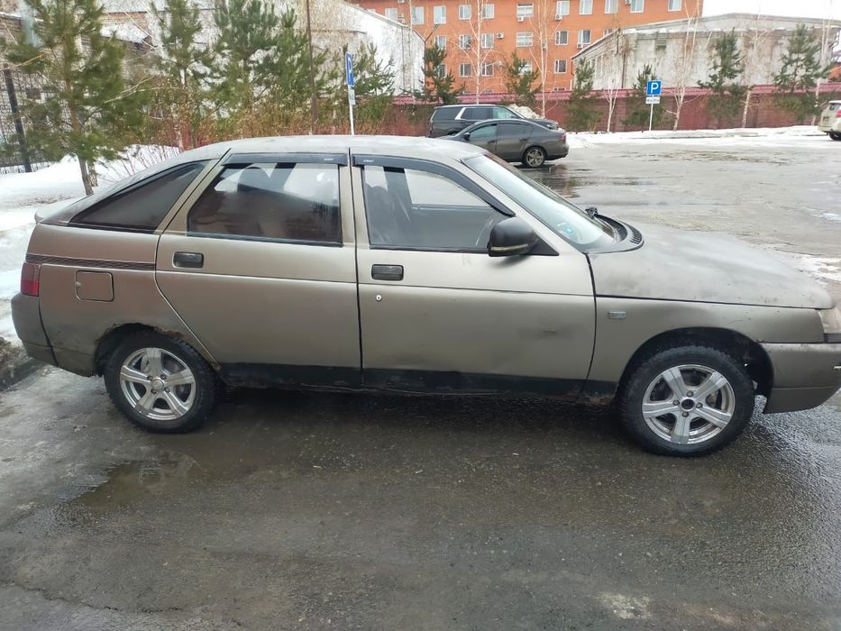 Продам ВАЗ 2112. На ходу.