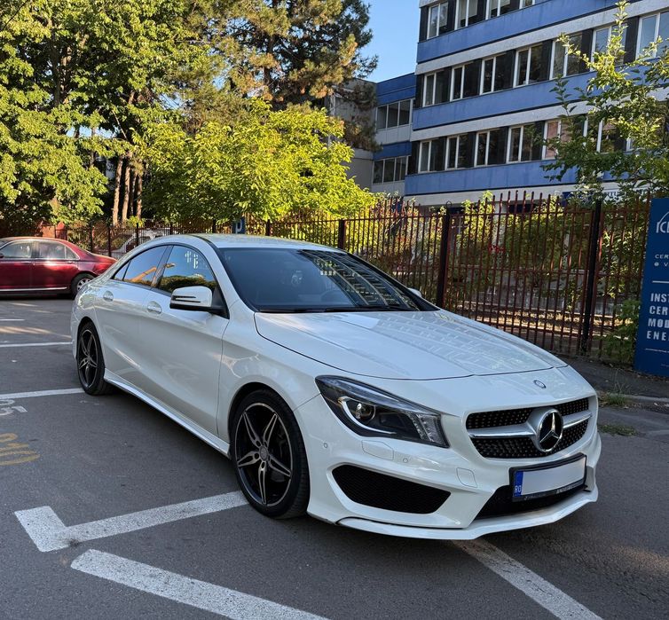 Mercedes-Benz CLA 200 Mercedes-Benz CLA 200 AMG