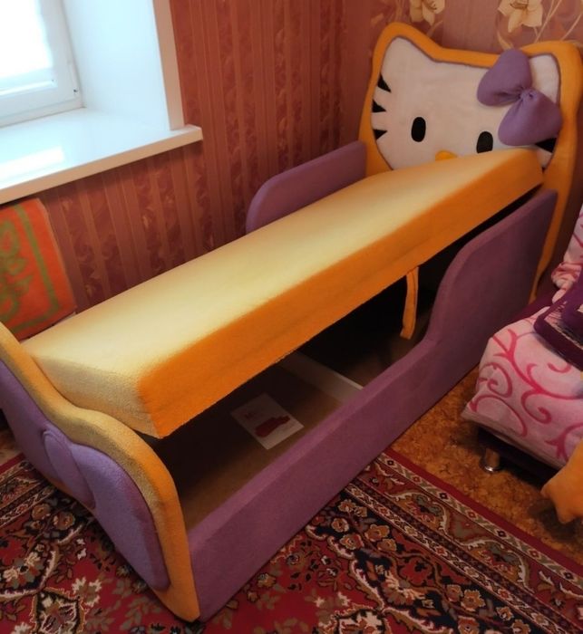 Кровать детская .