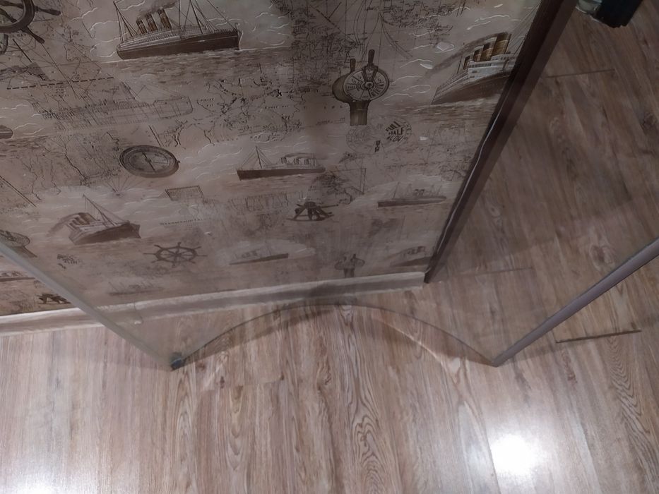 Стекло овальное в ванну