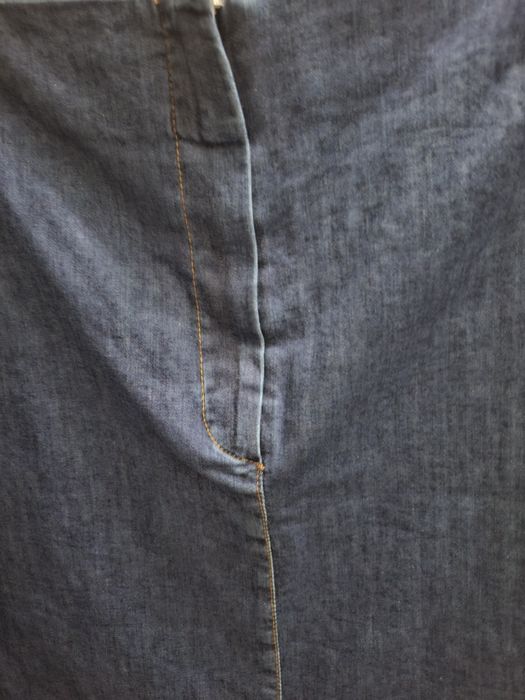 Джинсовая юбка синего цвета