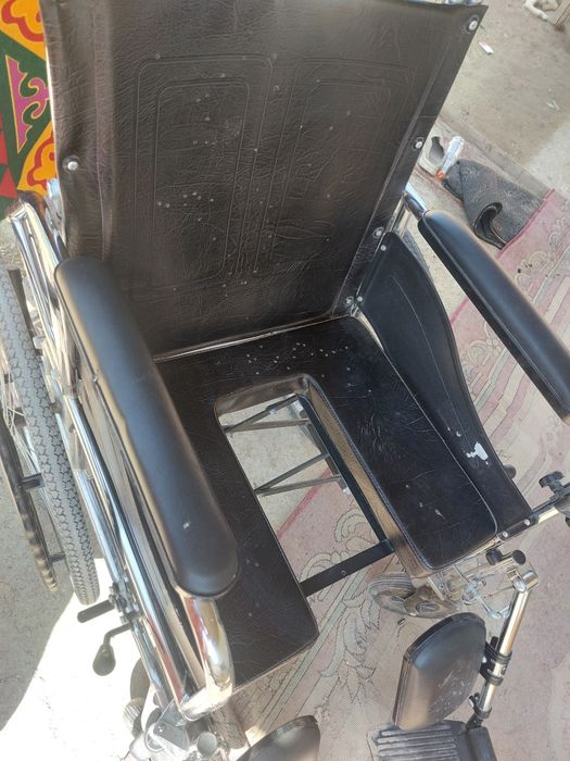 Инвалидной коляска