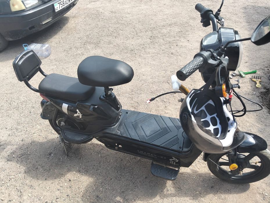 Скуттер Amanat X5