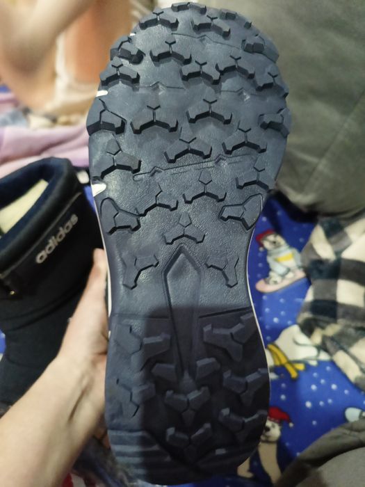 Уги зима 9000 новые