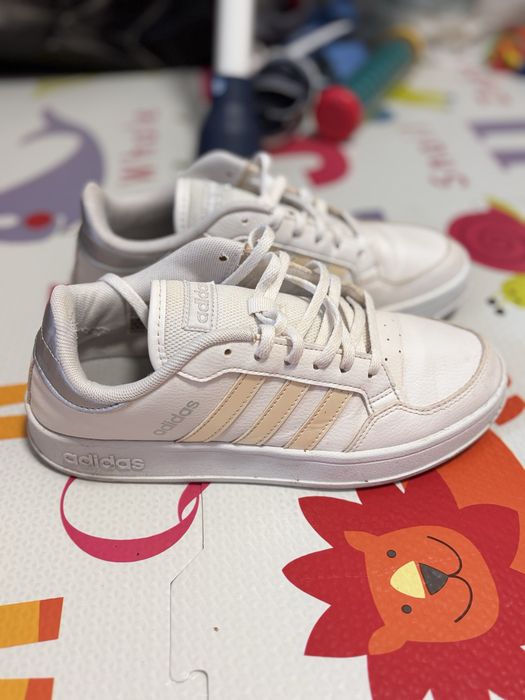 Adidași adidas mărimea 38