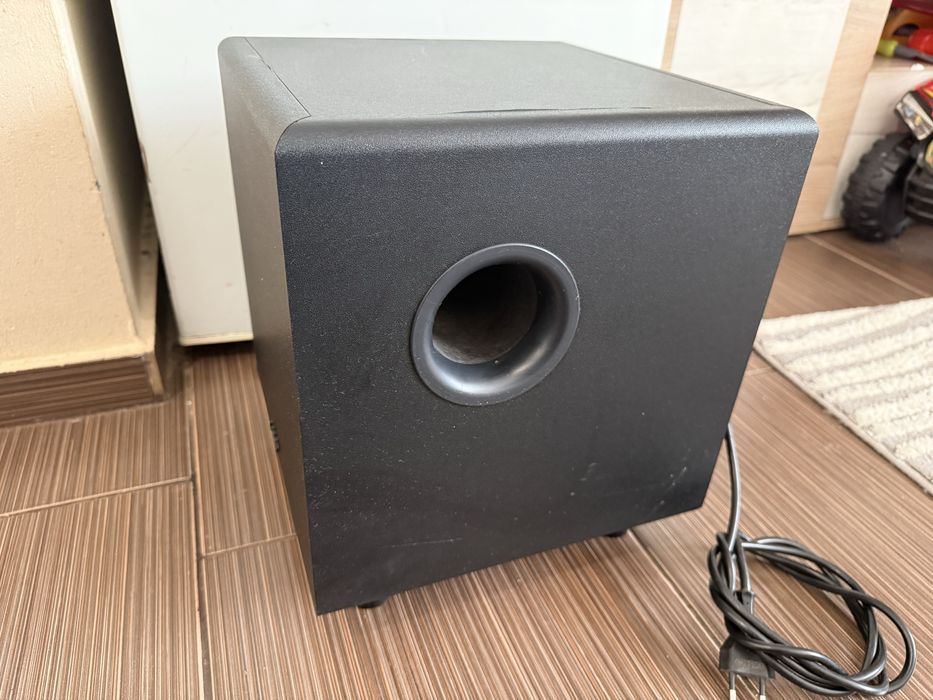 Infinity BU-80 Subwoofer. 8”