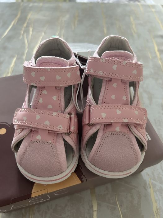 Босоножки сатылады