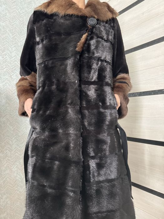Норковая шуба с капюшоном