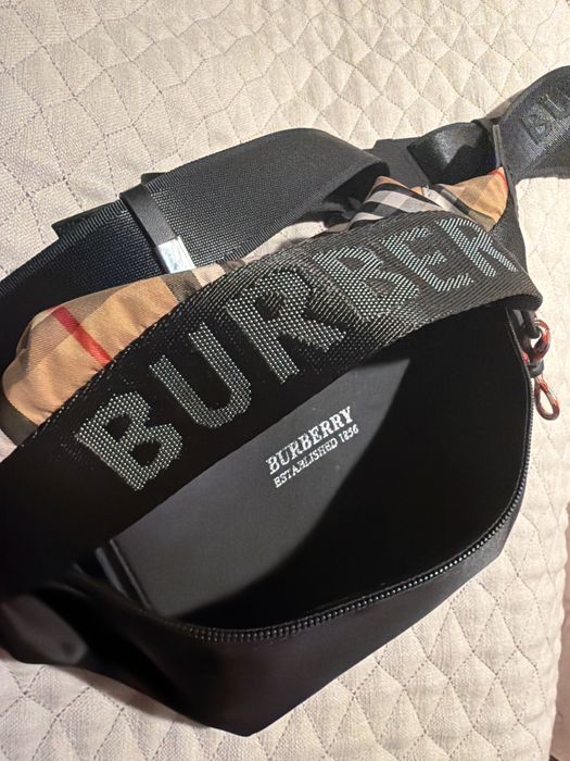 Burberry барсетка