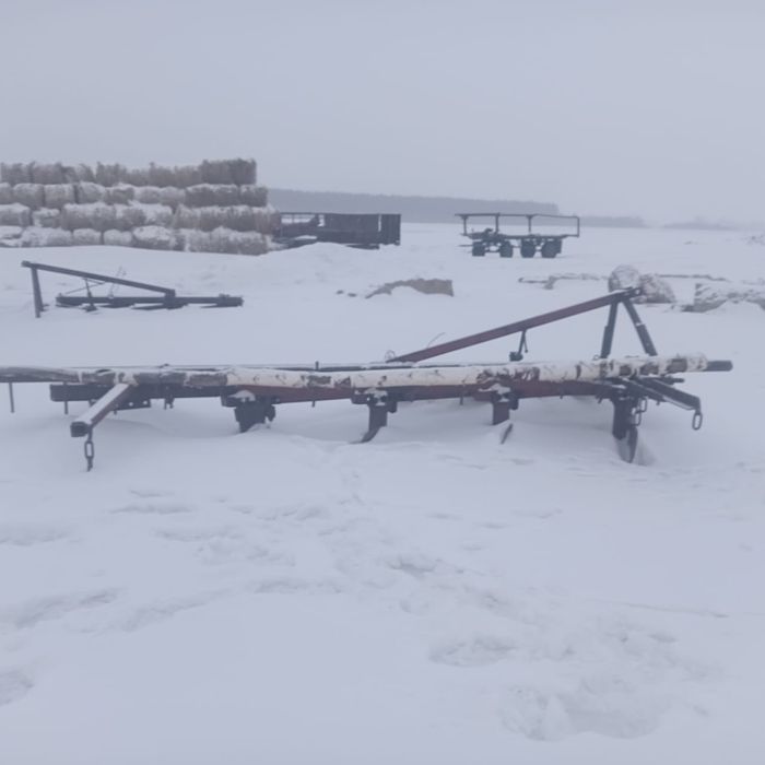 Продам МТЗ 1221 с плугом 5 корпусным