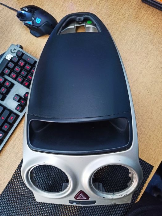 Централна конзола и бутони за Opel Corsa D