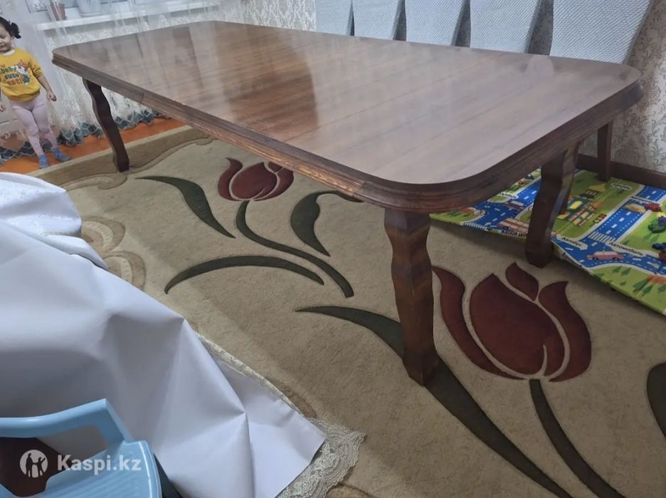 Стол овальный продам