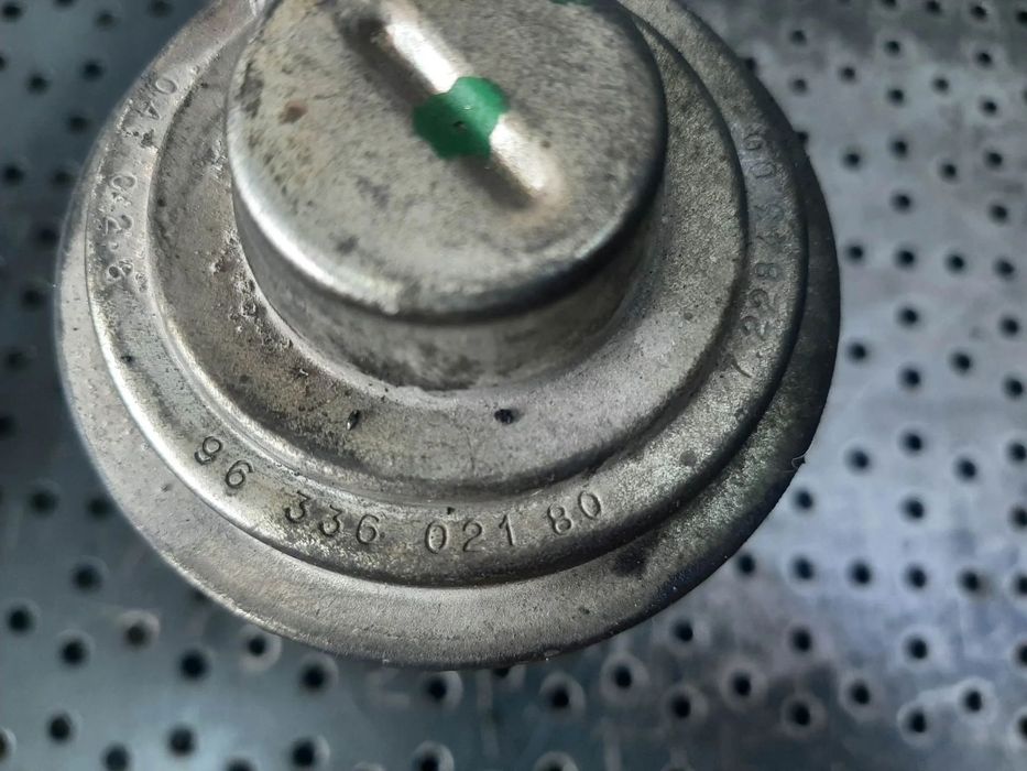 Egr 2.0 hdi rhy peugeot 307 partner citroen berlingo    9633602180