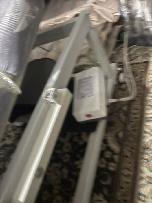 Медицинская кровать