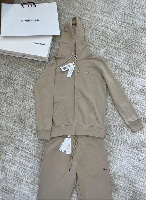 Спортивный костюм Lacoste