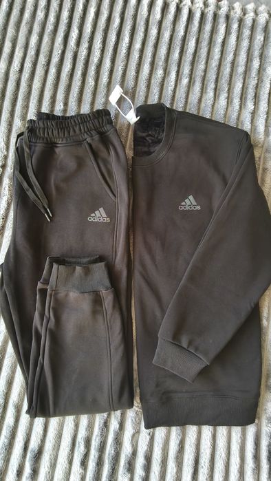 Новый качественный теплый зимний костюм Adidas на флисе (с манжетами)